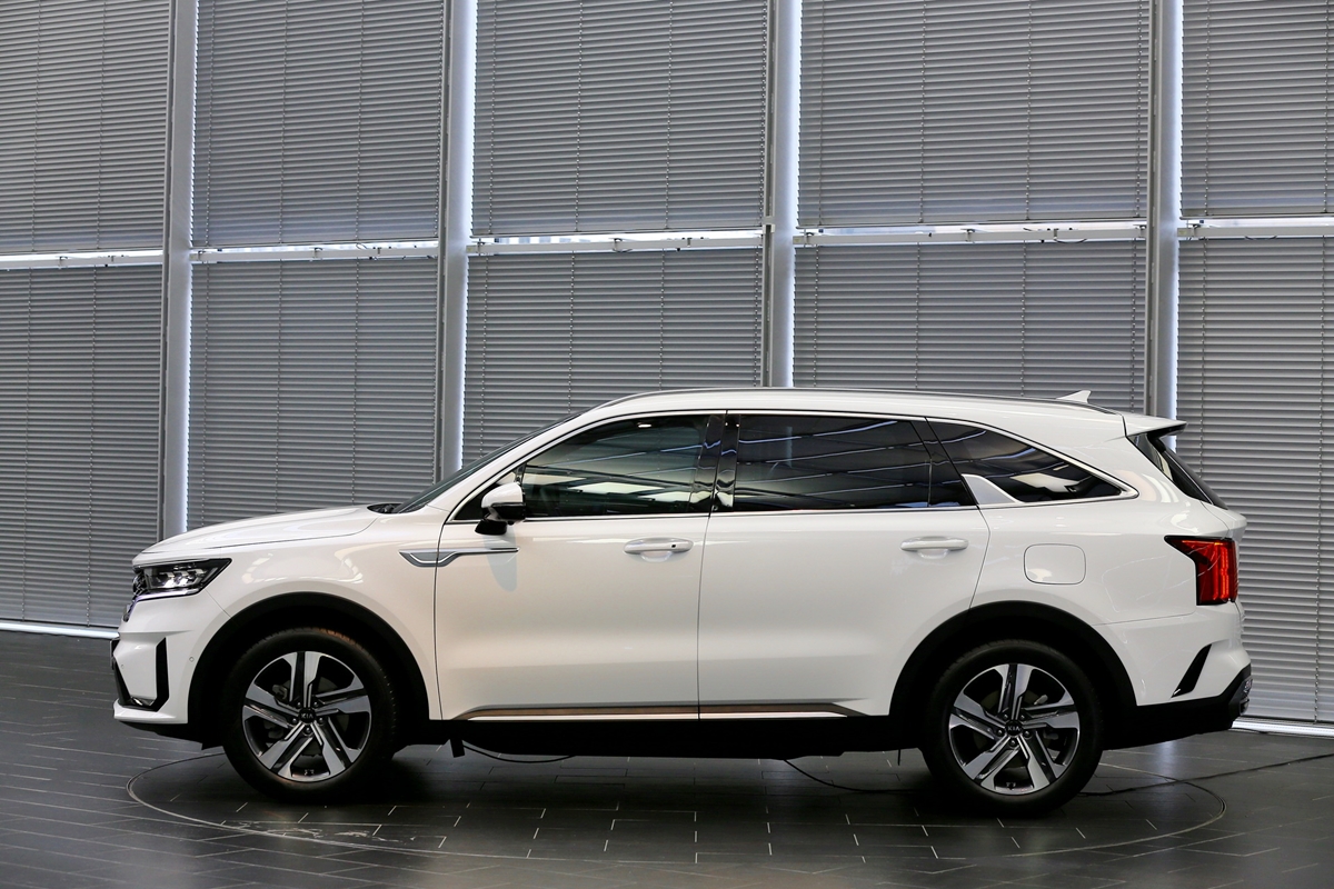 Sorento - 2.5G Signature (7 chỗ) Nội thất Nâu